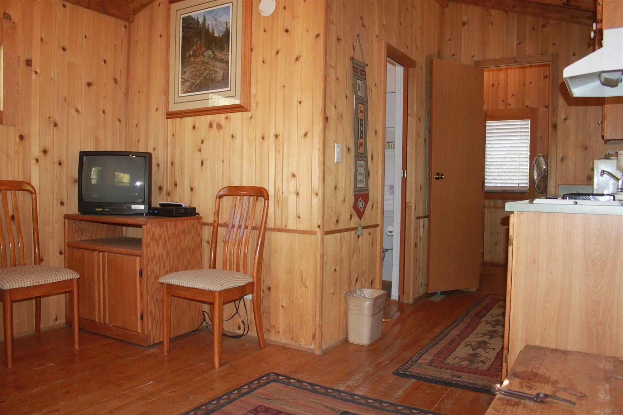 Virginia Creek Settlement Lodge Bridgeport